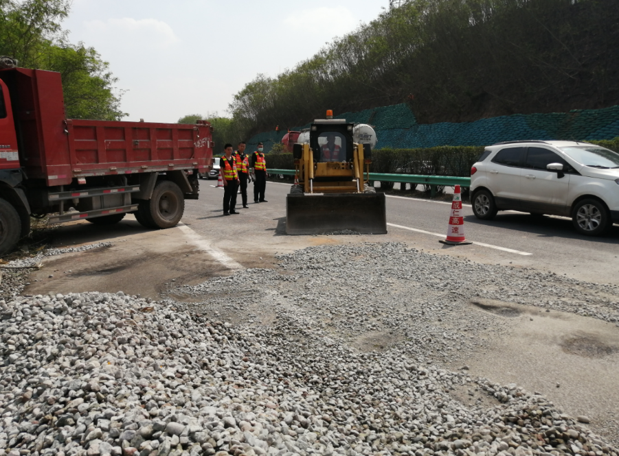 QQ截圖20200417182127.png QQ截圖20200417182127.png