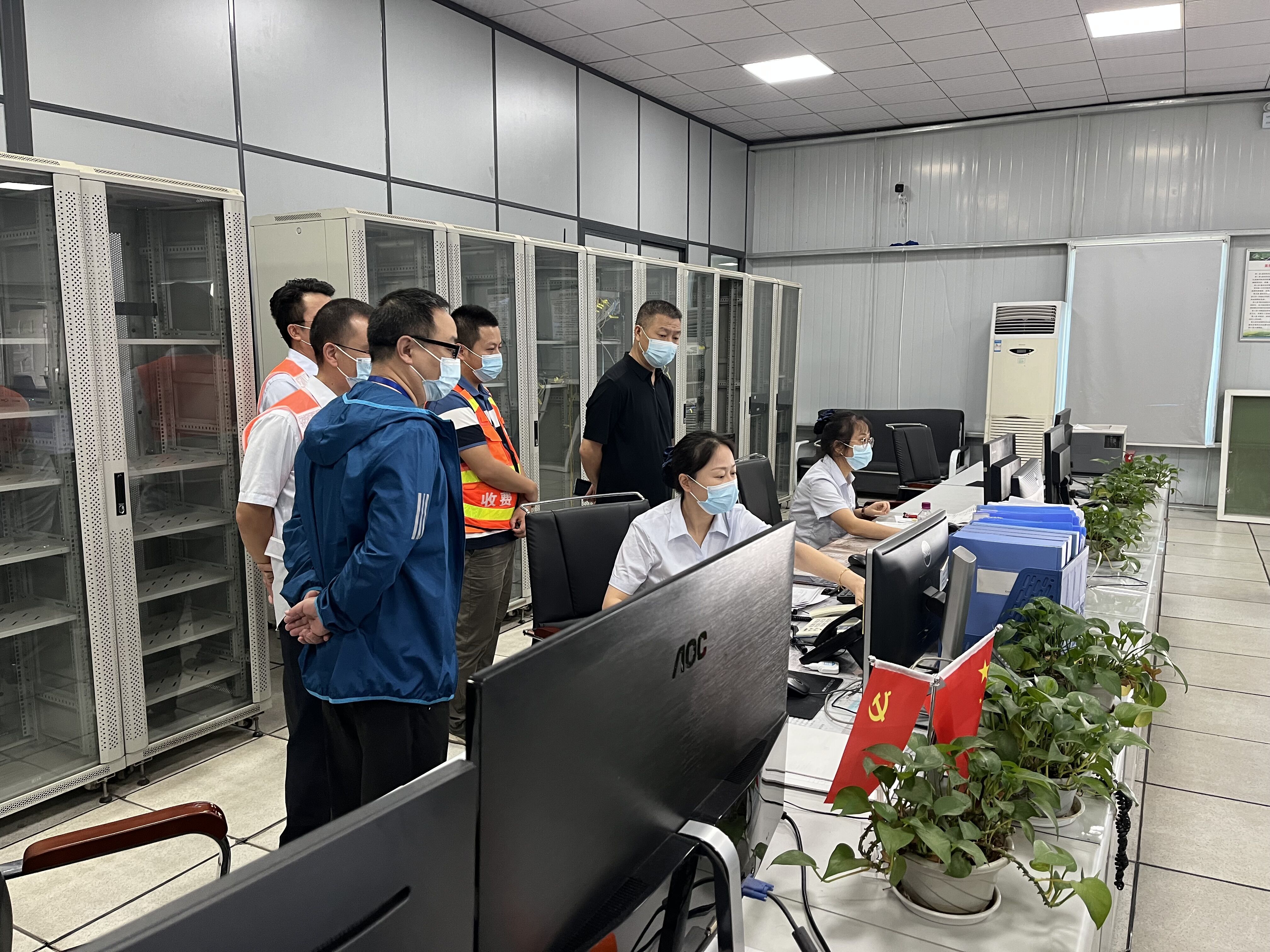 2022.9.5 郭葉舟 成仁分公司到成都管理處檢查全市核酸檢測(cè)期間疫情防控工作.jpg